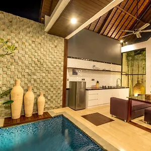 Pandawa Seminyak (Bali)