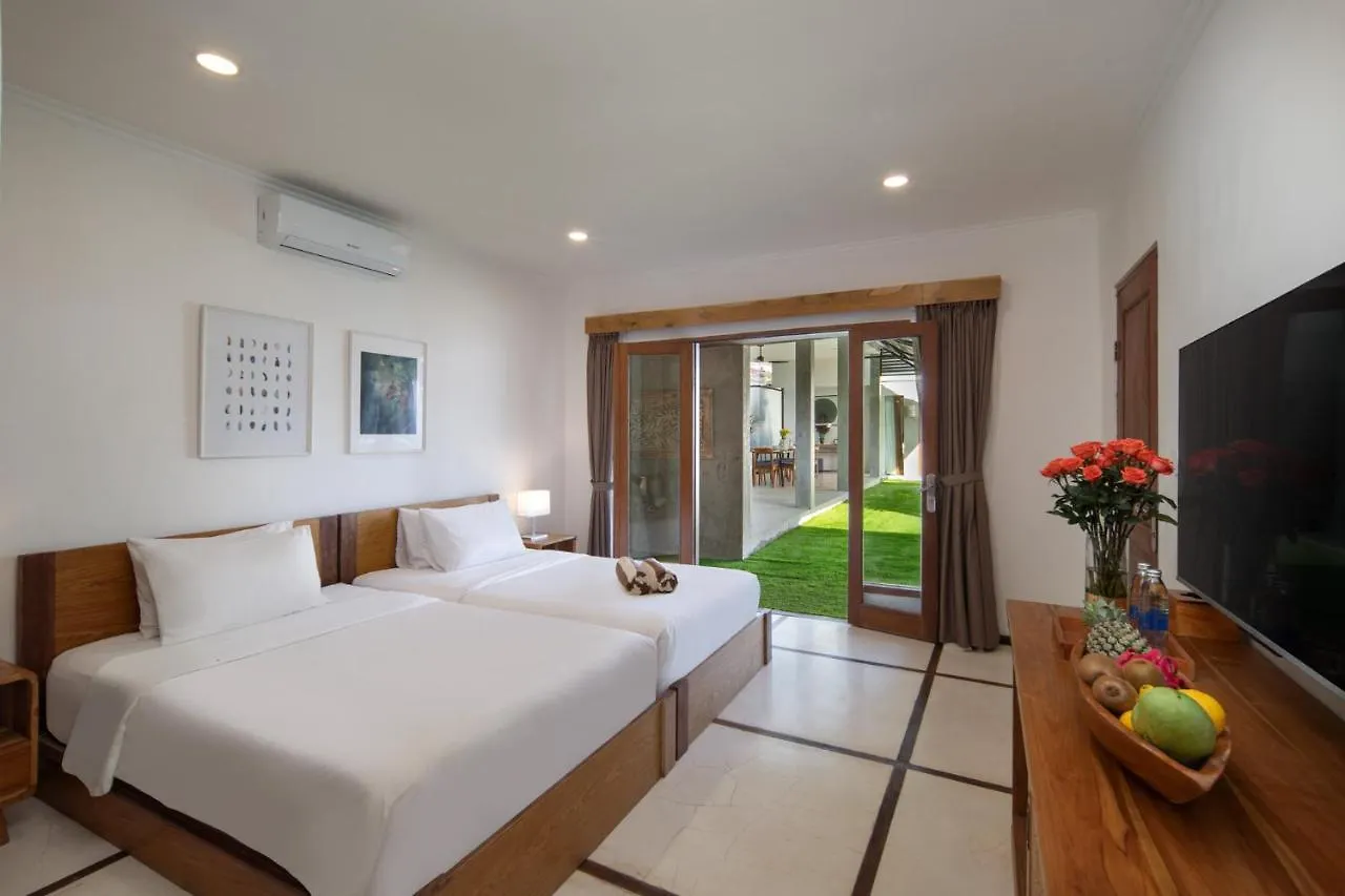 Villa Big & Private 9 Bed, 9 Bath, Viola Villa, Pool, Best Location Seminyak  Indonesia