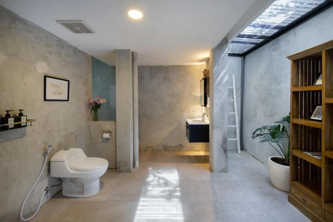Big & Private 9 Bed, 9 Bath, Viola Villa, Pool, Best Location Seminyak