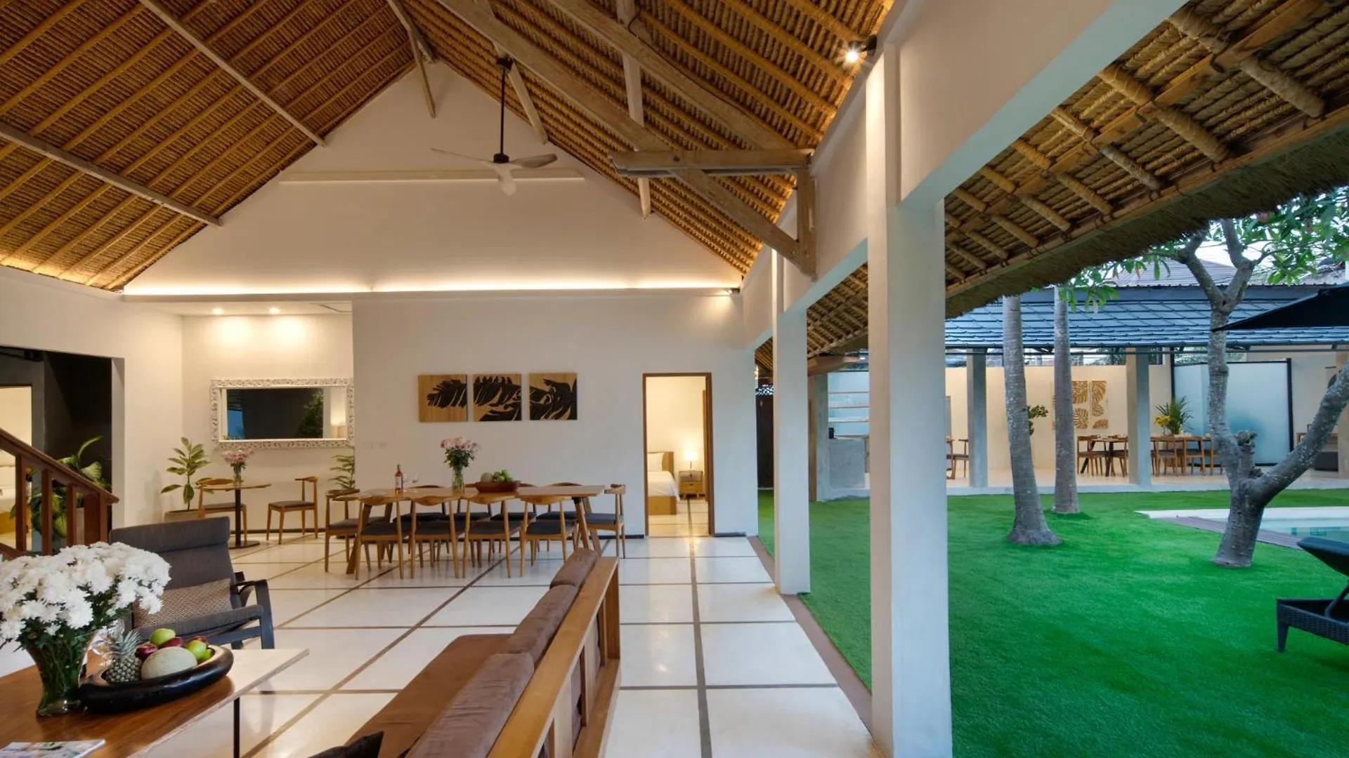 Villa Big & Private 9 Bed, 9 Bath, Viola Villa, Pool, Best Location Seminyak  Indonesia